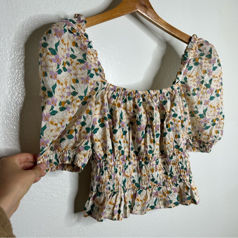 Trovata 100% Cotton Ruched Floral Babydoll Puff Sleeve Blouse Size Small